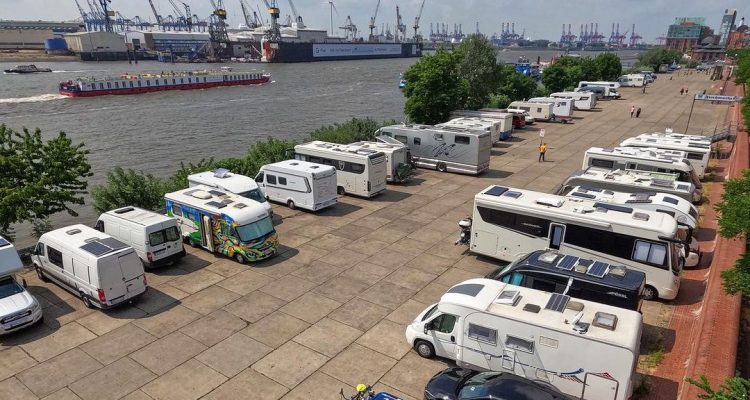 Wohnmobil Parkplatz Hamburg   St. Pauli