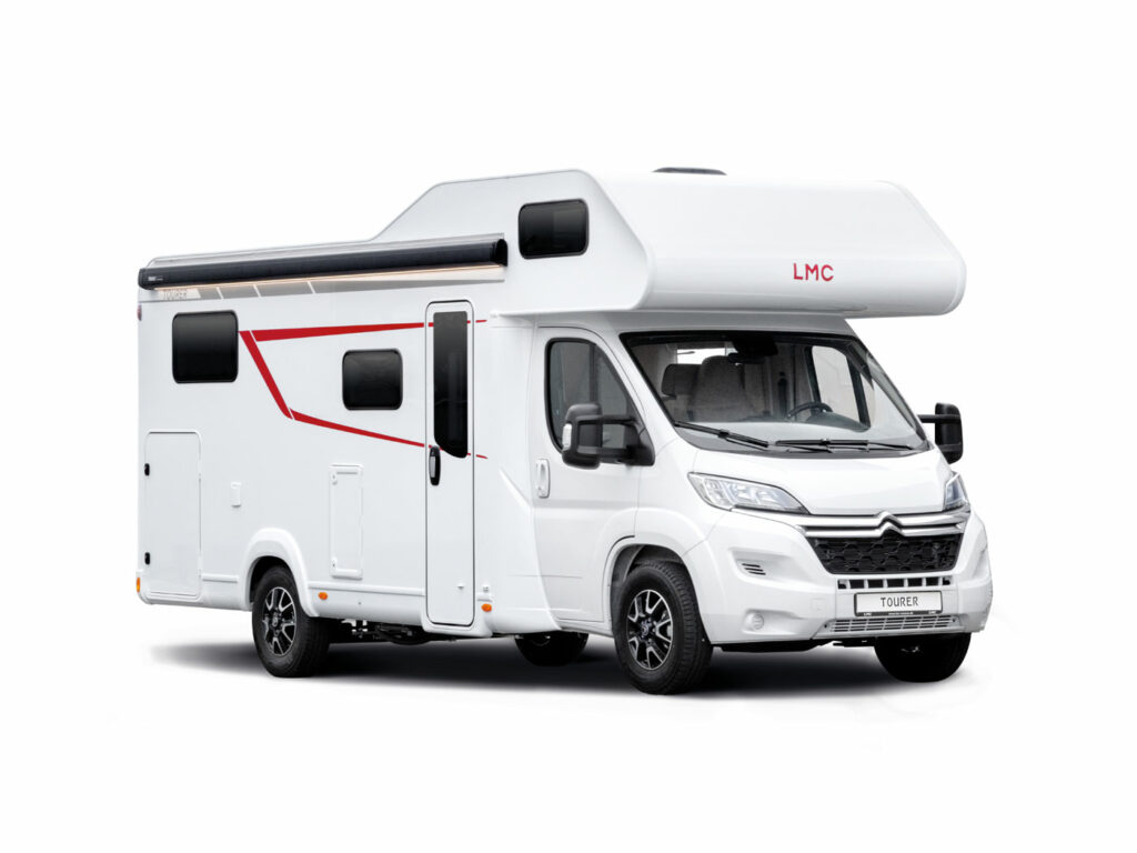 LMC Tourer A 690 G Alkoven 2024 (12)