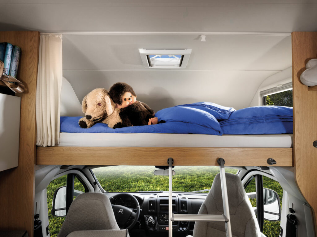LMC Tourer A 690 G Alkoven 2024 (5)