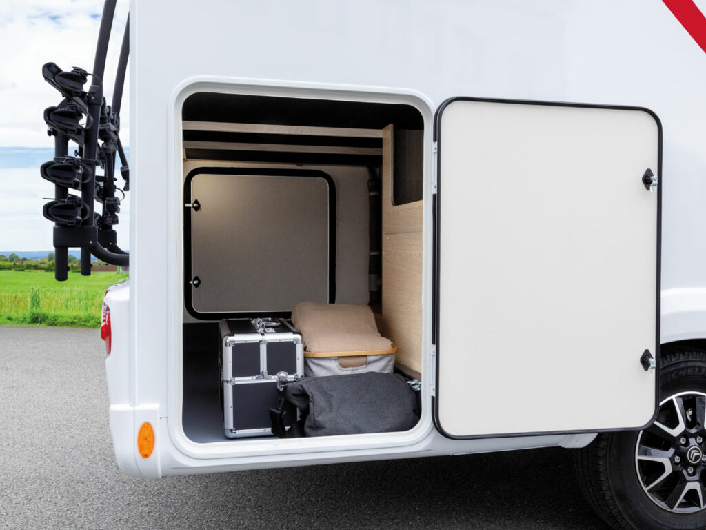 LMC Tourer A 690 G Alkoven 2024 (9)