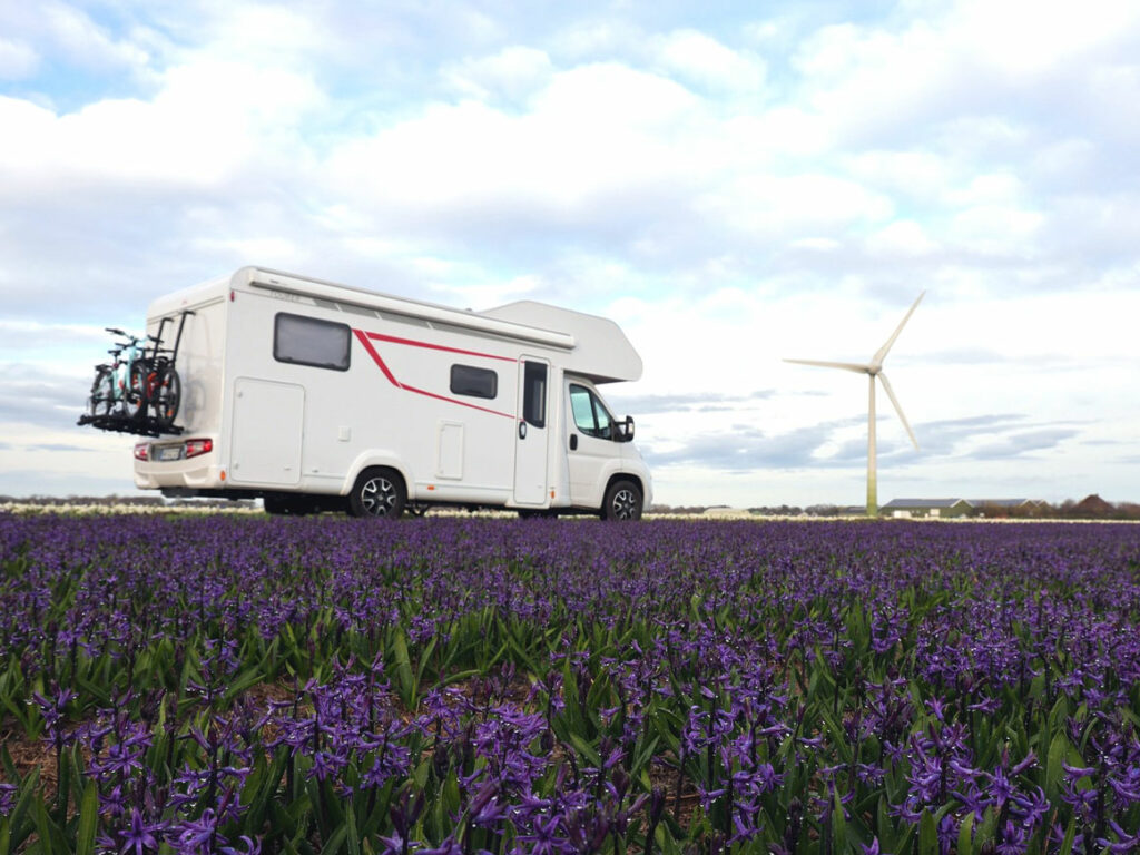 LMC Tourer Alkoven 4 Screen