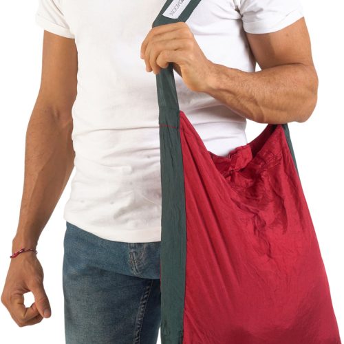 Ticket to the Moon Eco Bag Medium 15 Liter Burgundy / Dark Green - Taschen & Packsäcke