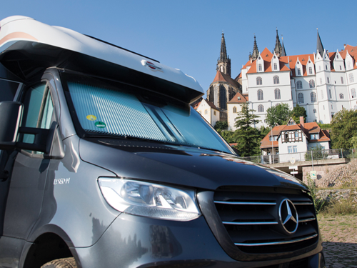 Remis Fahrerhausverdunkelung REMIfront IV rechtes Seitenfenster (mit Einstiegsgriff) für Mercedes Sprinter ab 2019 - Rollos & Fenster