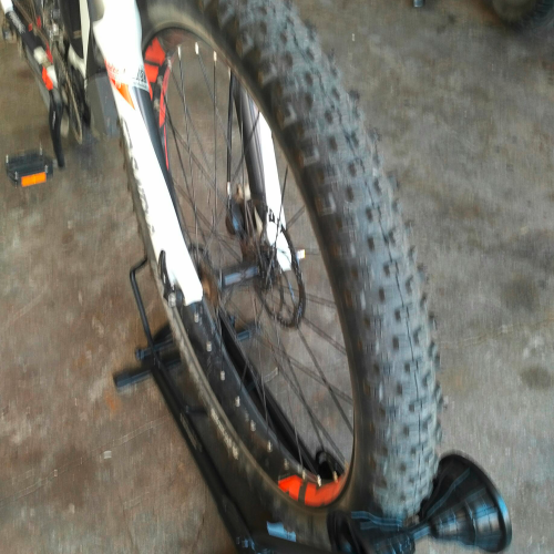 Bicycle Stand 4 Fahrradständer - Transportieren & Befestigen von Zurrschienen.com
