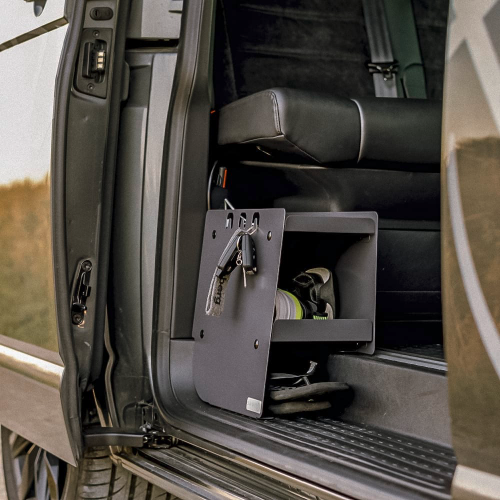 BusBoxx Schuhregal / Stauraum shoeBOXX VW T5/T6/T6.1 für Beifahrerseite - Ausbauboxen & Campingboxen