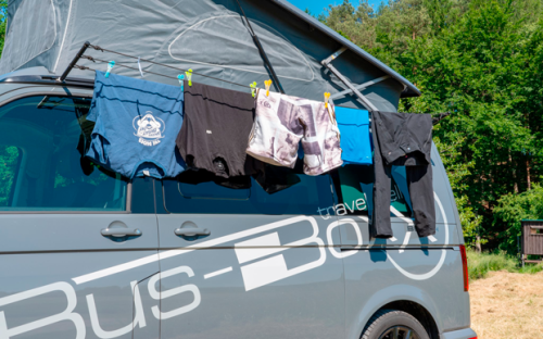 BusBoxx Wäscheleine für Kederschiene VW T5 / T6 Vormontiert  - Wäsche & Trocknen