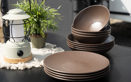 Camplife Izma RPET Geschirr-Set braun 12-tlg. für 4 Personen - Kunststoff und Melamin Geschirr-Sets