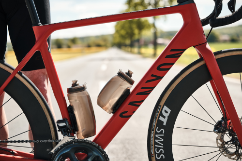 Fidlock Twist Bottle Bike Base Trinkflasche mit Haltersystem Transparent Schwarz 590 ml - Trinkflaschen