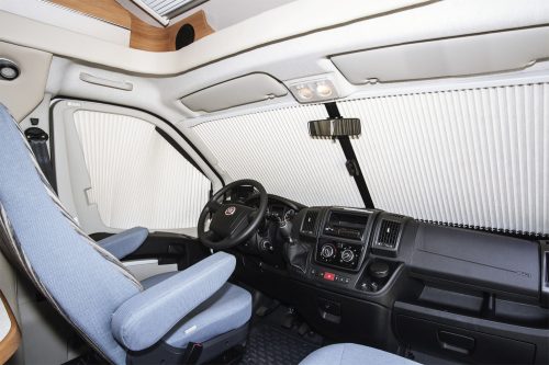 Remis Fahrerhausverdunkelung REMIfront IV Frontscheibe (Licht- und Regensensor am Innenspiegel) für Ford Transit (Modell V363) ab 2019 - Rollos & Verdunkelung