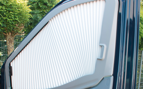 Remis Fahrerhausverdunkelung REMIfront IV rechtes Seitenfenster für Ford Transit (Modell V363) 2014 - 2019 - Rollos & Verdunkelung